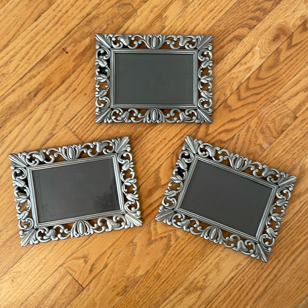 Set of 3 identical frames 3.5 x 5.5